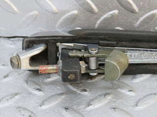 40618 Mercedes-Benz W123 300D Rear Left Exterior Door Handle 1237600359 1237660005