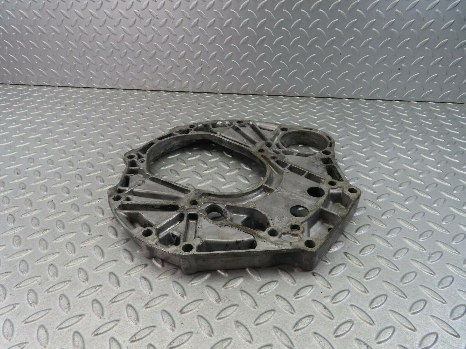 8676 Mercedes-Benz W115 Gearbox Flange 1150110245