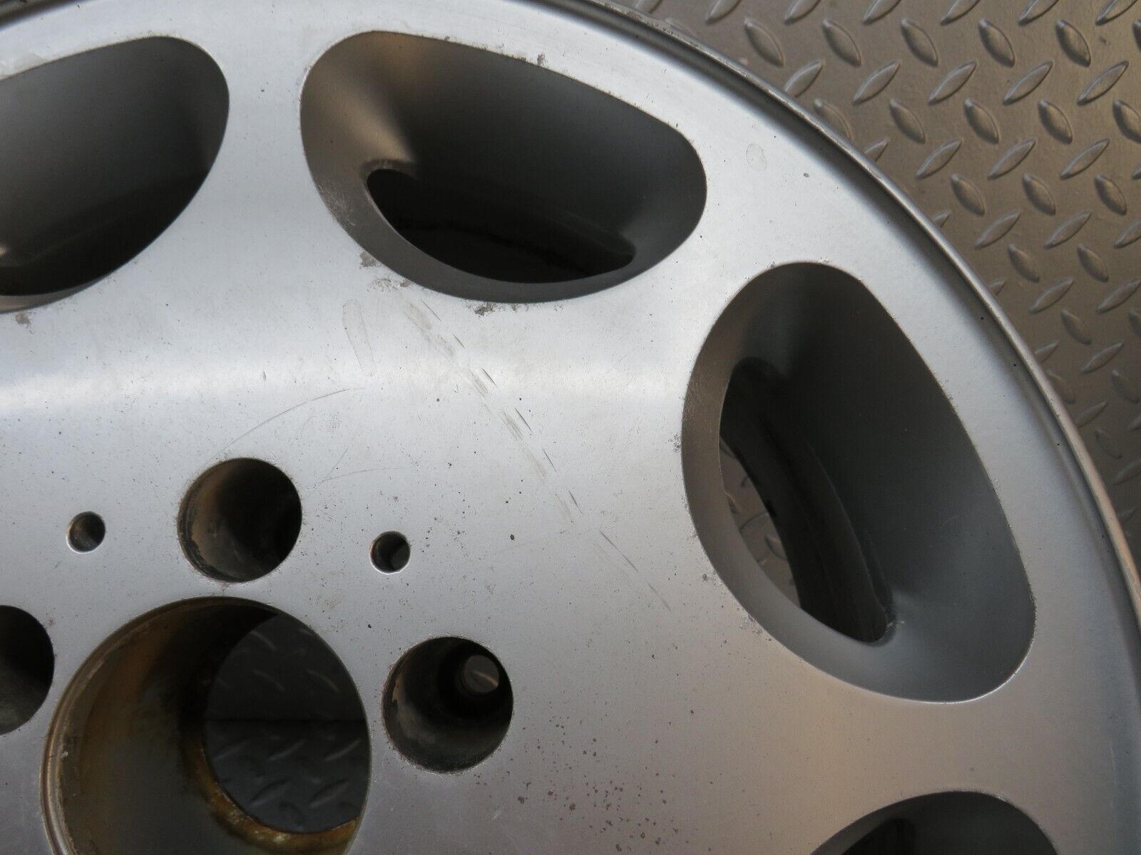 39530 Mercedes-Benz Alloy Wheel Set 8Jx16H2 ET34 1244011402