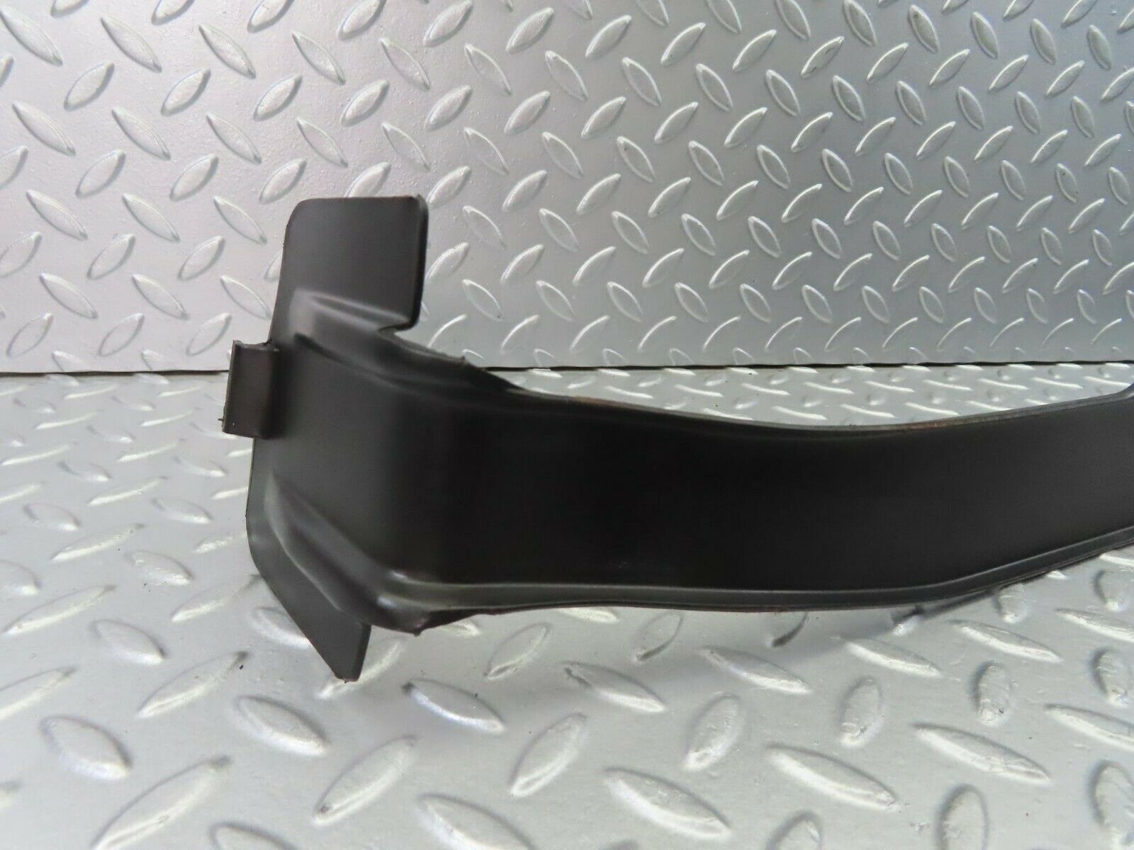 10698 Mercedes-Benz W123 230E Cable Channel Cover Rear Right 1238210236