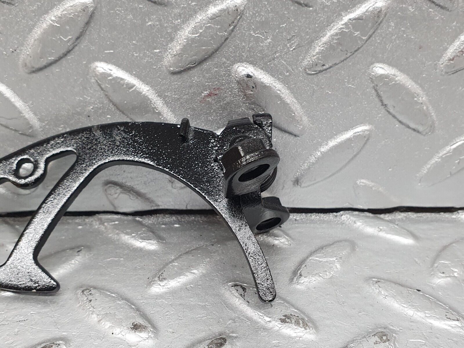 41166 Mercedes-Benz W126 300SE Bonnet Safety Latch