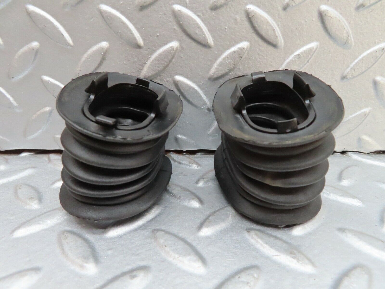 17433 Mercedes-Benz R129 300SL Coupe Front Door Wire Protector Rubber