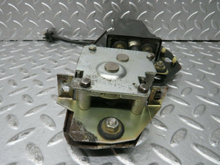 23205 Mercedes-Benz W116 350SE Sunroof Motor With Bracket 0008202807