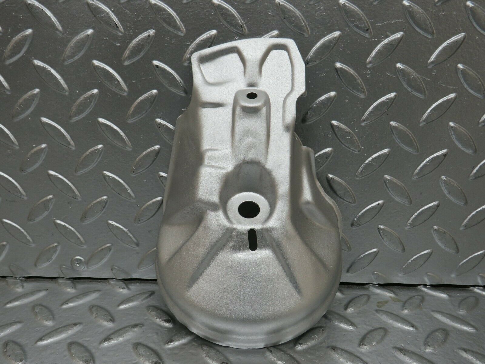 24344 Mercedes-Benz S124 220TE  Engine Mount Bracket Heat Shield Cover Right