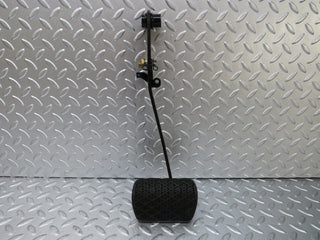 25762 Mercedes-Benz W124 280E Brake Pedal 1232910082