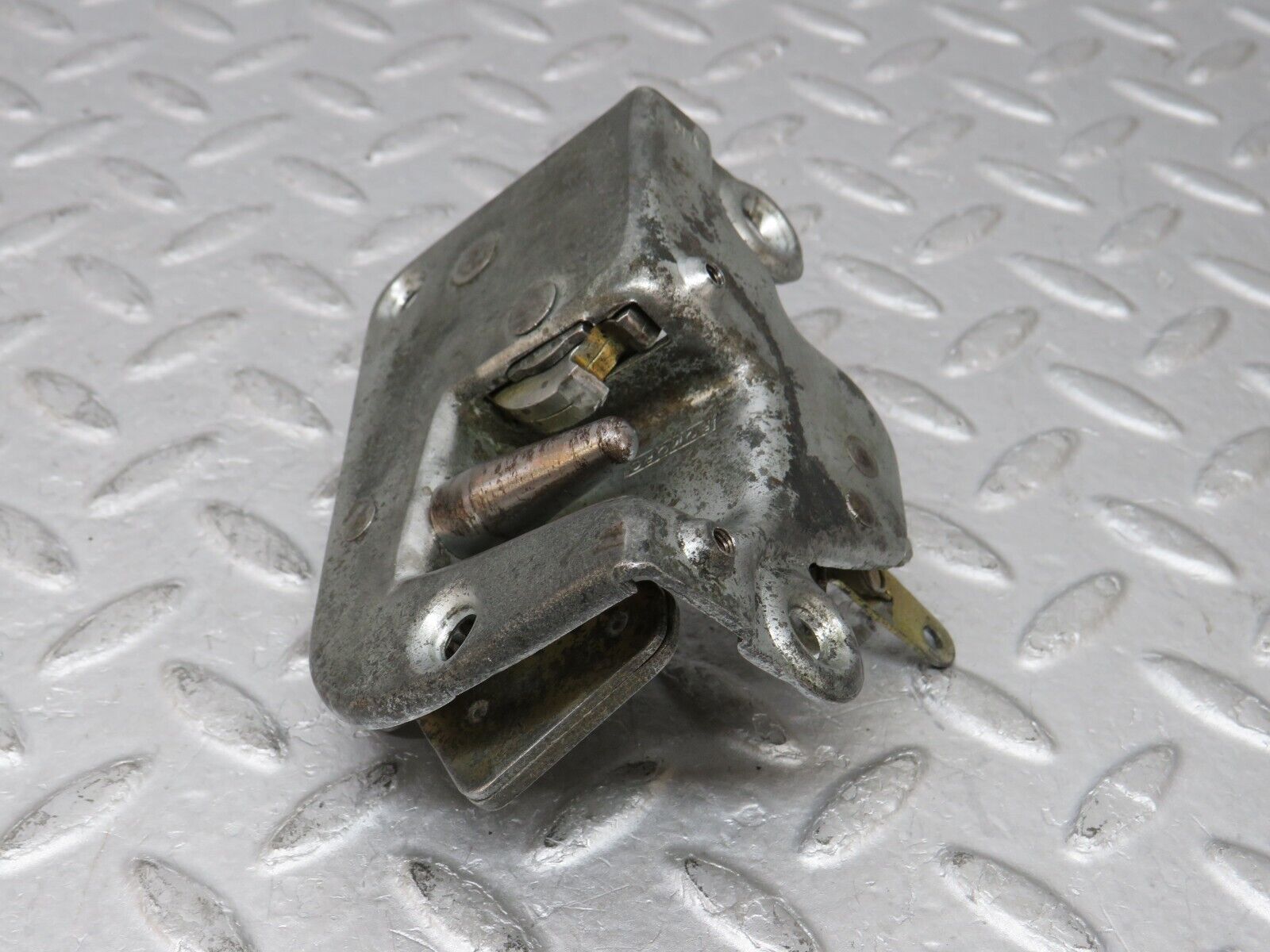 35738 Mercedes-Benz W108 Rear Right Door Lock Mechanism