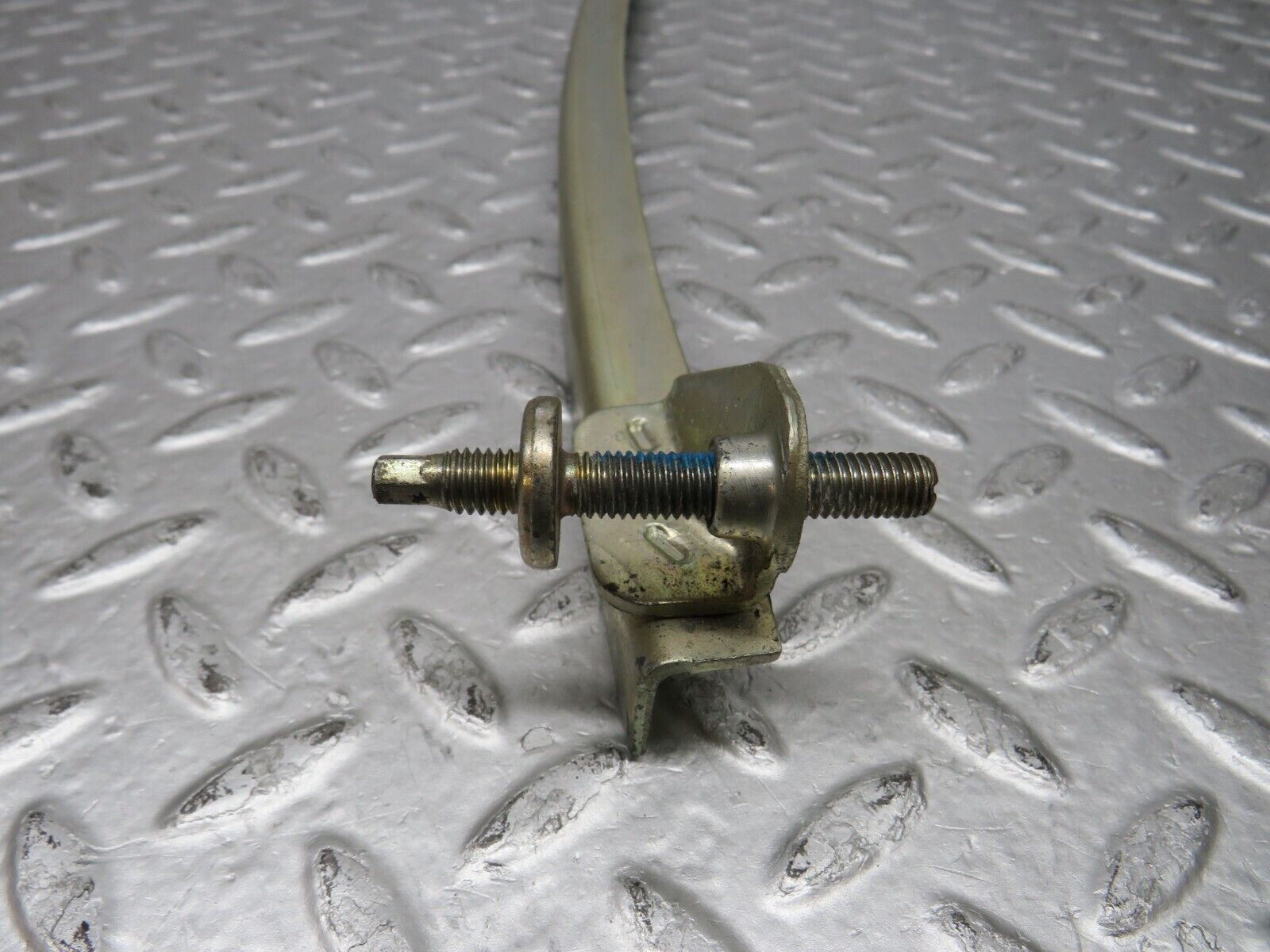 37800 Mercedes-Benz A124 320E Cabriolet Front Left Window Channel