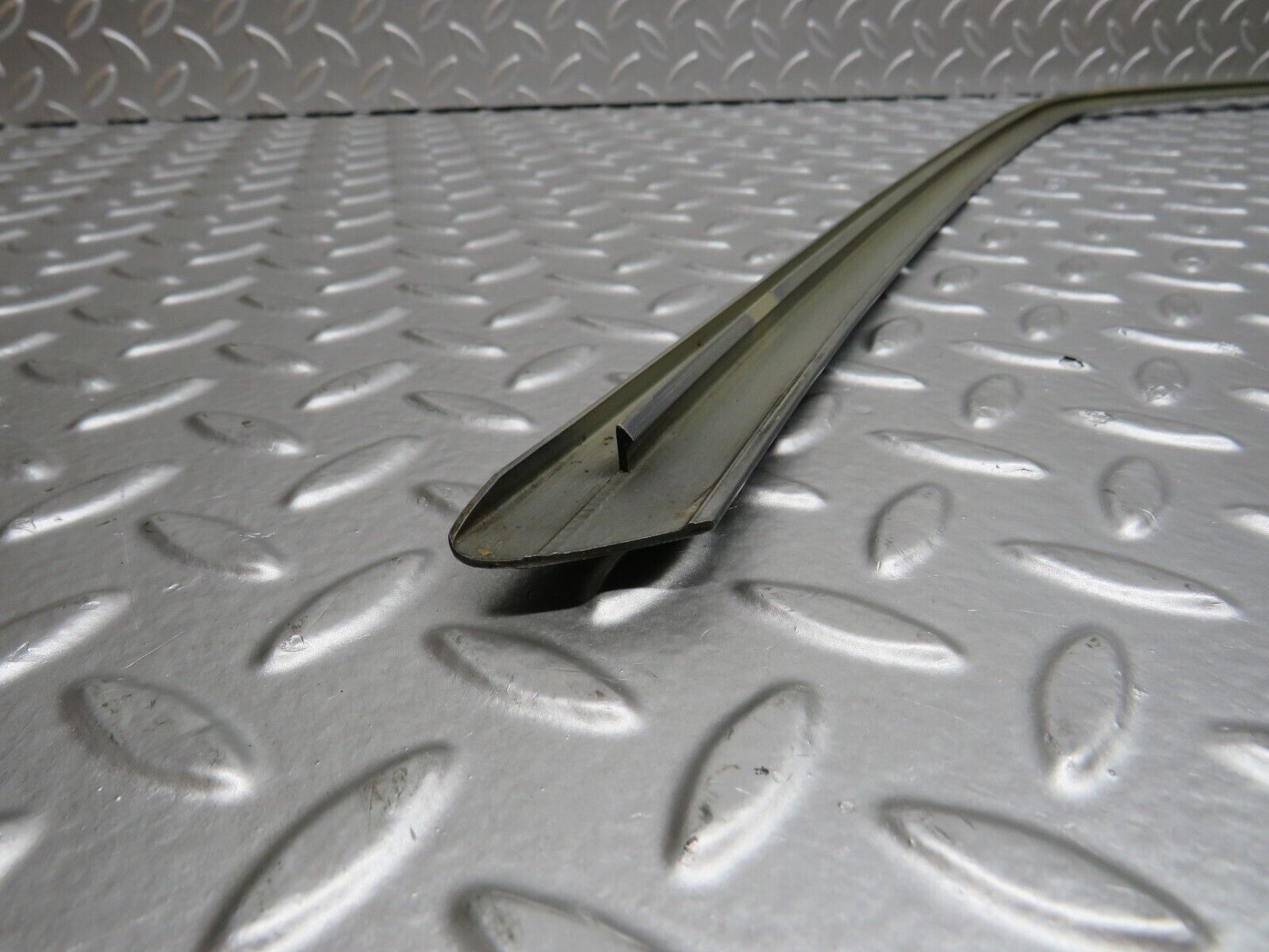 32311 Mercedes-Benz S124 300TE Wagon Front Right Door Exterior Frame Trim