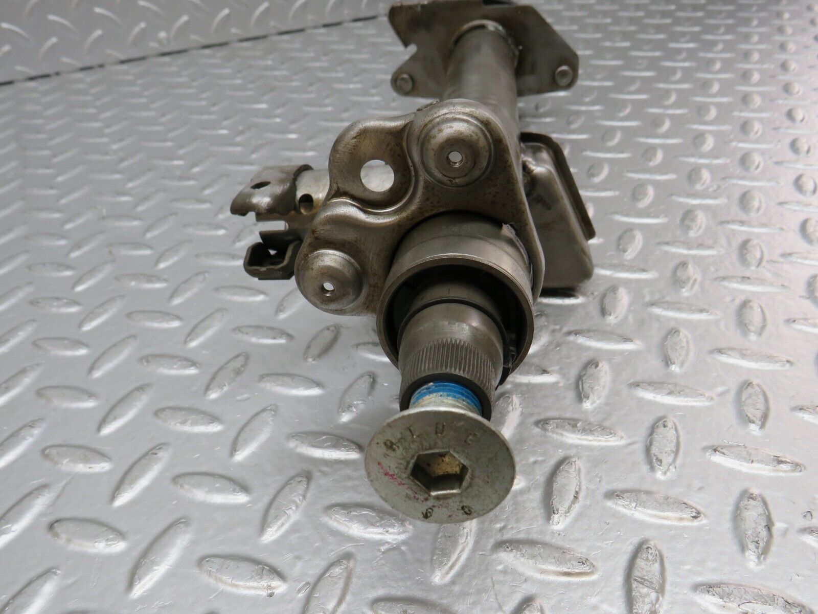 33390 Mercedes-Benz W202 C180 Steering Column