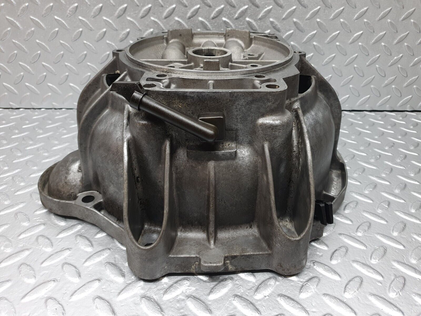 41322 Mercedes-Benz W123 300D Automatic Gearbox Bell Housing 722.118 1152571301