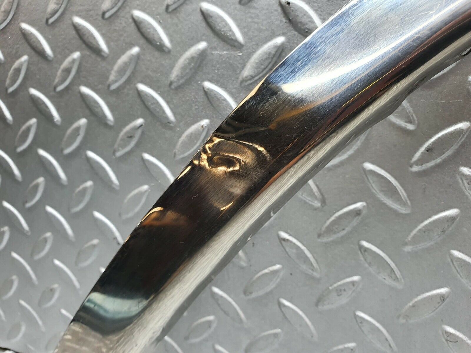 0141 Mercedes-Benz W116 350SE Rear Left Chrome Wheel Arch Trim