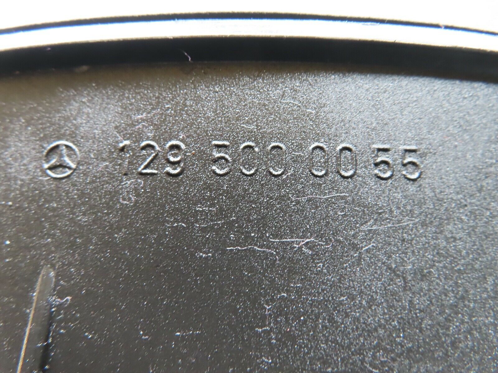 20029 Mercedes-Benz R129 300SL Coupe Radiator Fan Shroud Fan Cover 1295000055