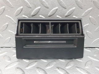 40984 Mercedes-Benz W126 300SE Centre Console Air Vent 1268300013