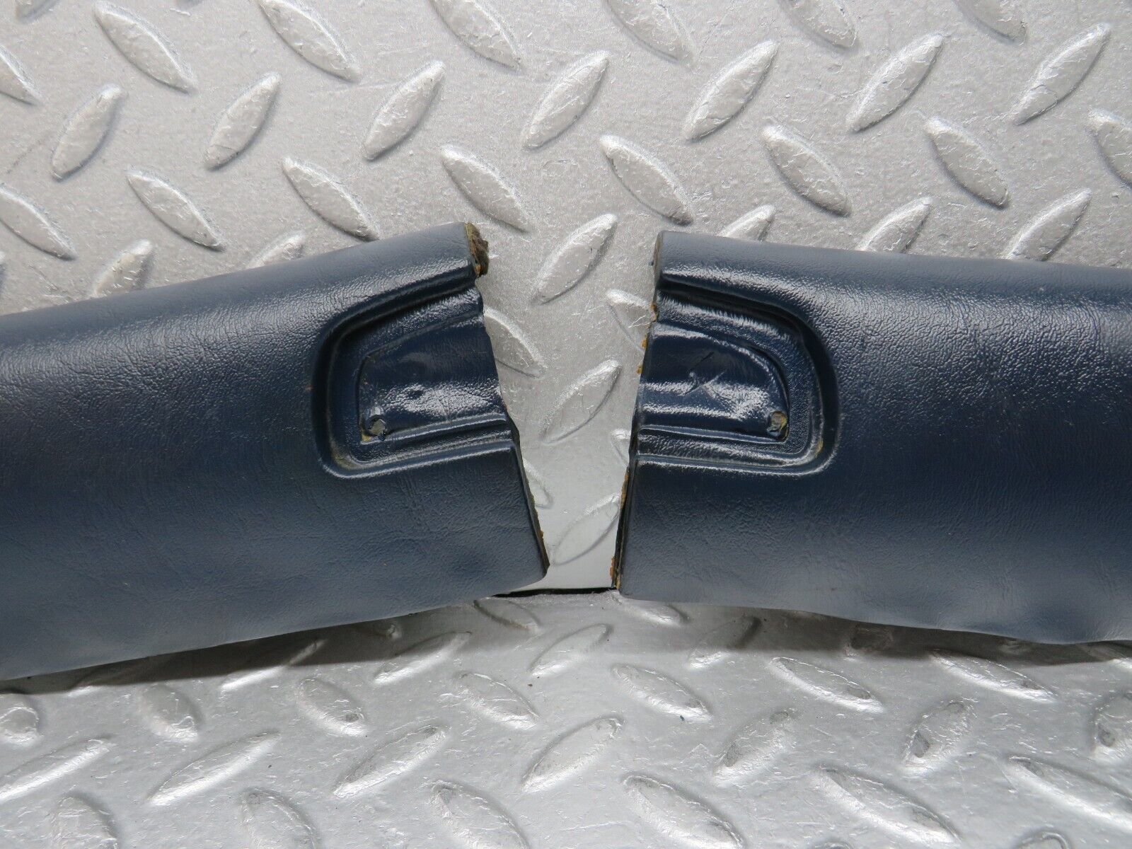 39081 Mercedes-Benz R107 500SL Coupe Headlining Roof Panel Blue Left Right