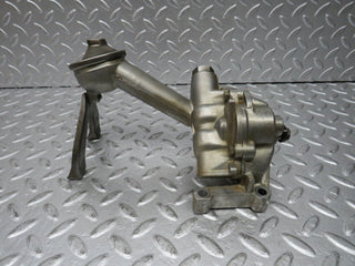 W124 Wagon oil pump used OEM