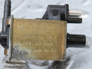 27400 Mercedes-Benz W123 280E Vacuum Control Valve Pierburg 0015407097
