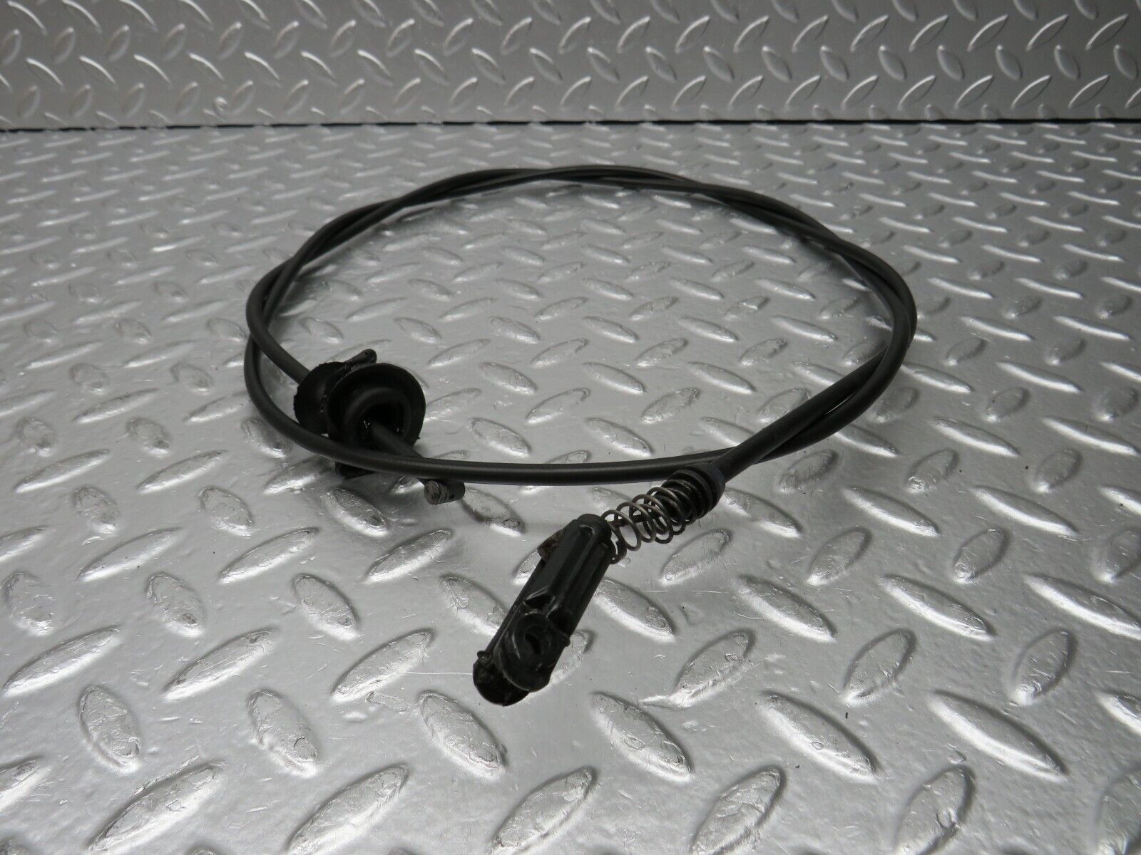 30927 Mercedes-Benz W201 190E 2.0L Bonnet Release Cable 1239970681