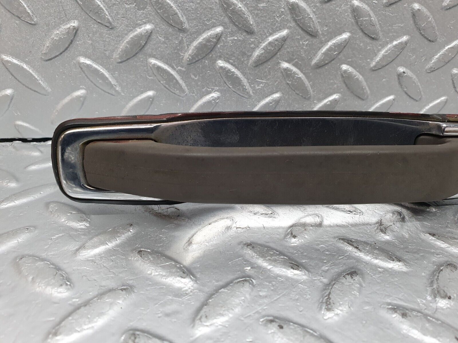 41081 Mercedes-Benz W126 300SE Rear Right Exterior Door Handle