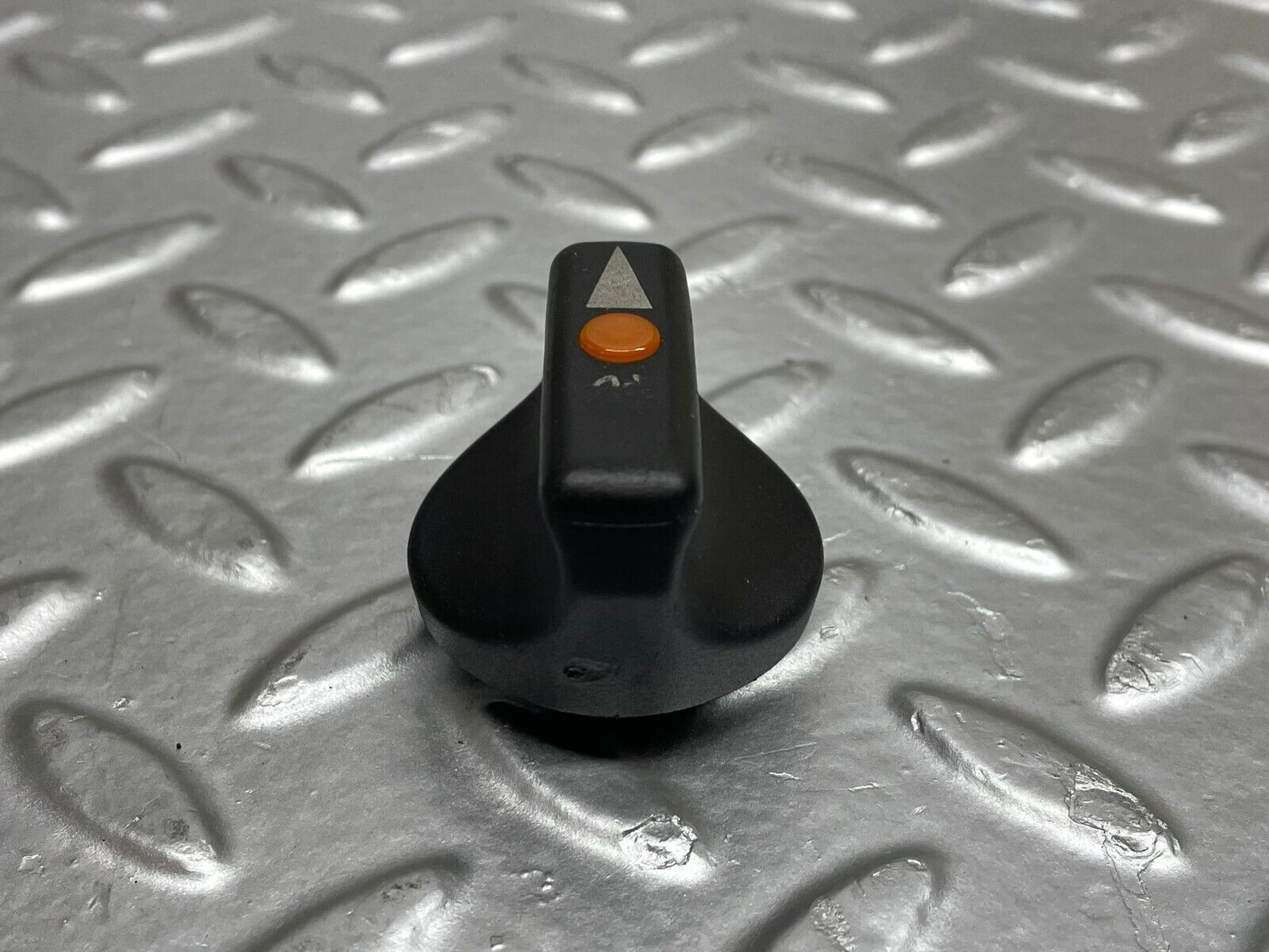38680 Mercedes-Benz W201 190E 2.6L Headlight Switch Knob