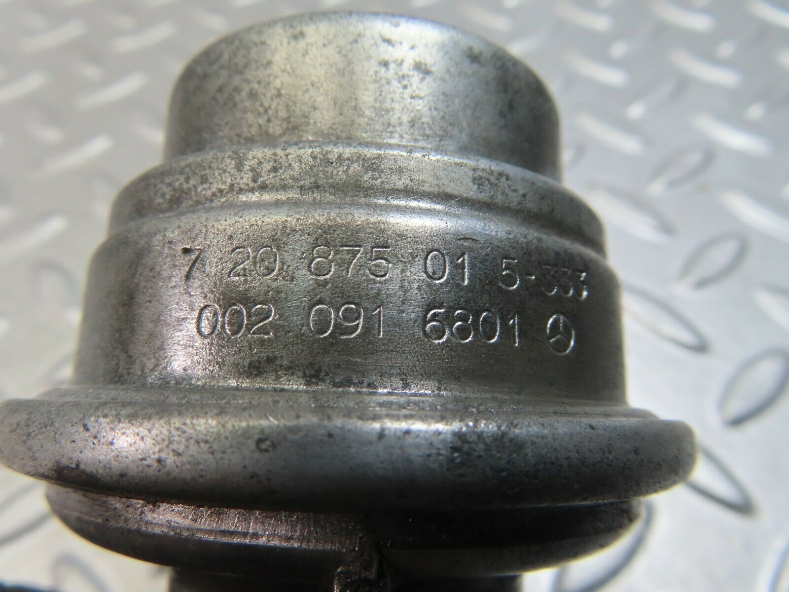 8828 Mercedes-Benz W124 Fuel Pump 0020916801