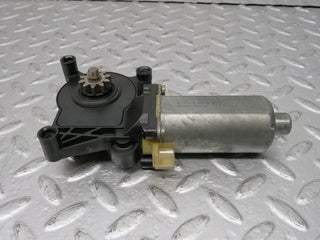 33413 Mercedes-Benz W202 C180 Window Regulator Motor Front Left 0130821638