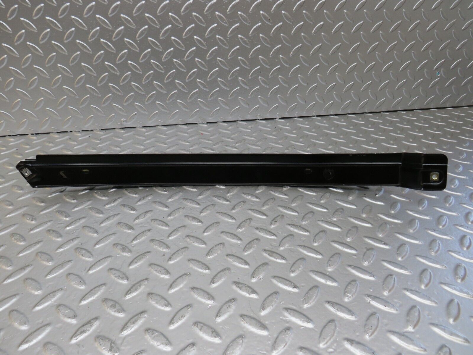 25061 Mercedes-Benz W140 S320 Rear Left Door Window Exterior Trim