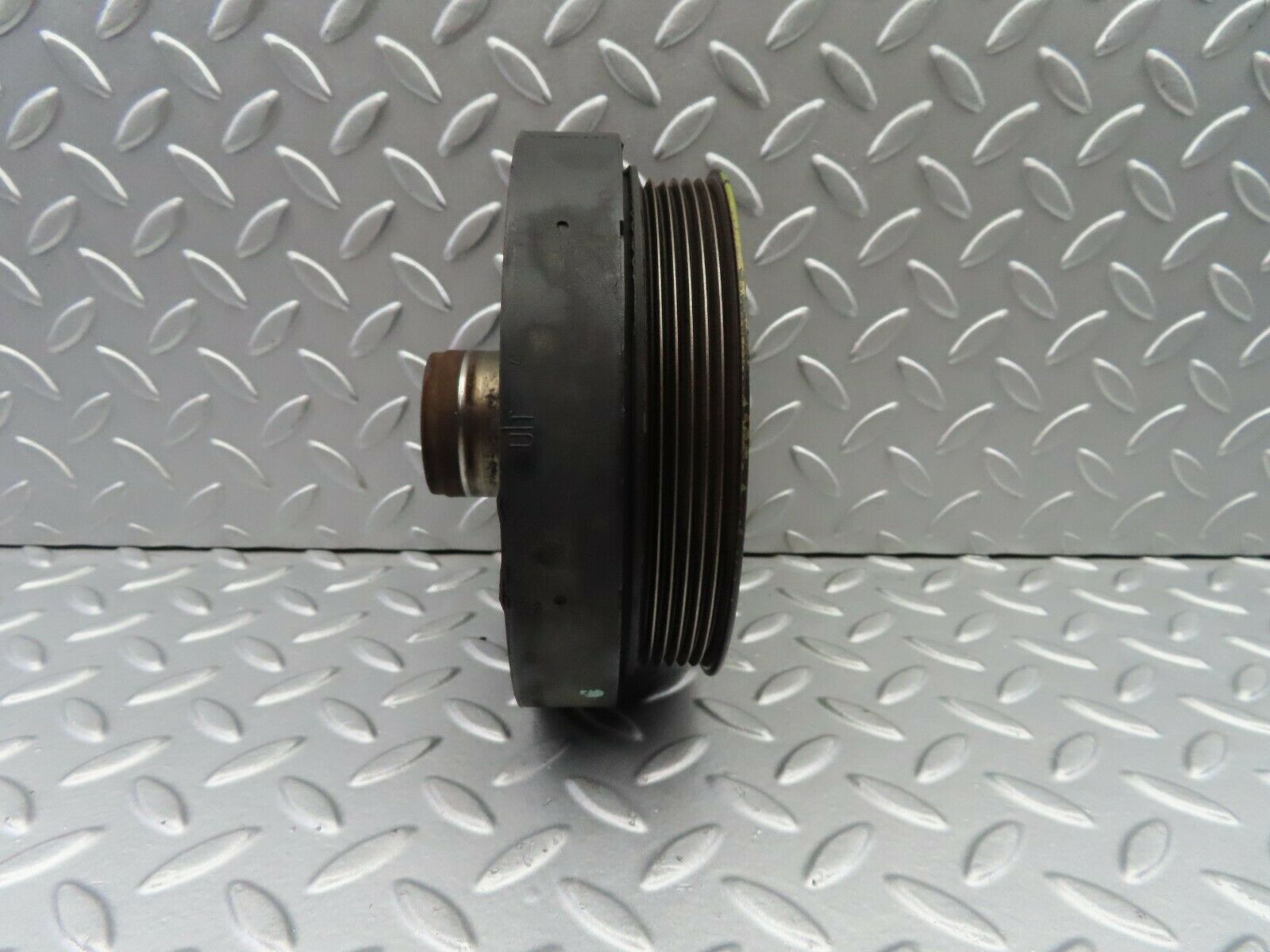 6814 Mercedes-Benz S124 E220 Wagon Crankshaft Belt Pulley 1110300403