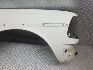 40809 Mercedes-Benz W123 300D Front Right Wing Fender
