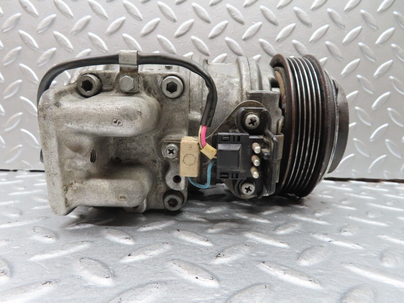 35931 Mercedes-Benz R129 300SL Coupe Air Conditioning Compressor 0002340111