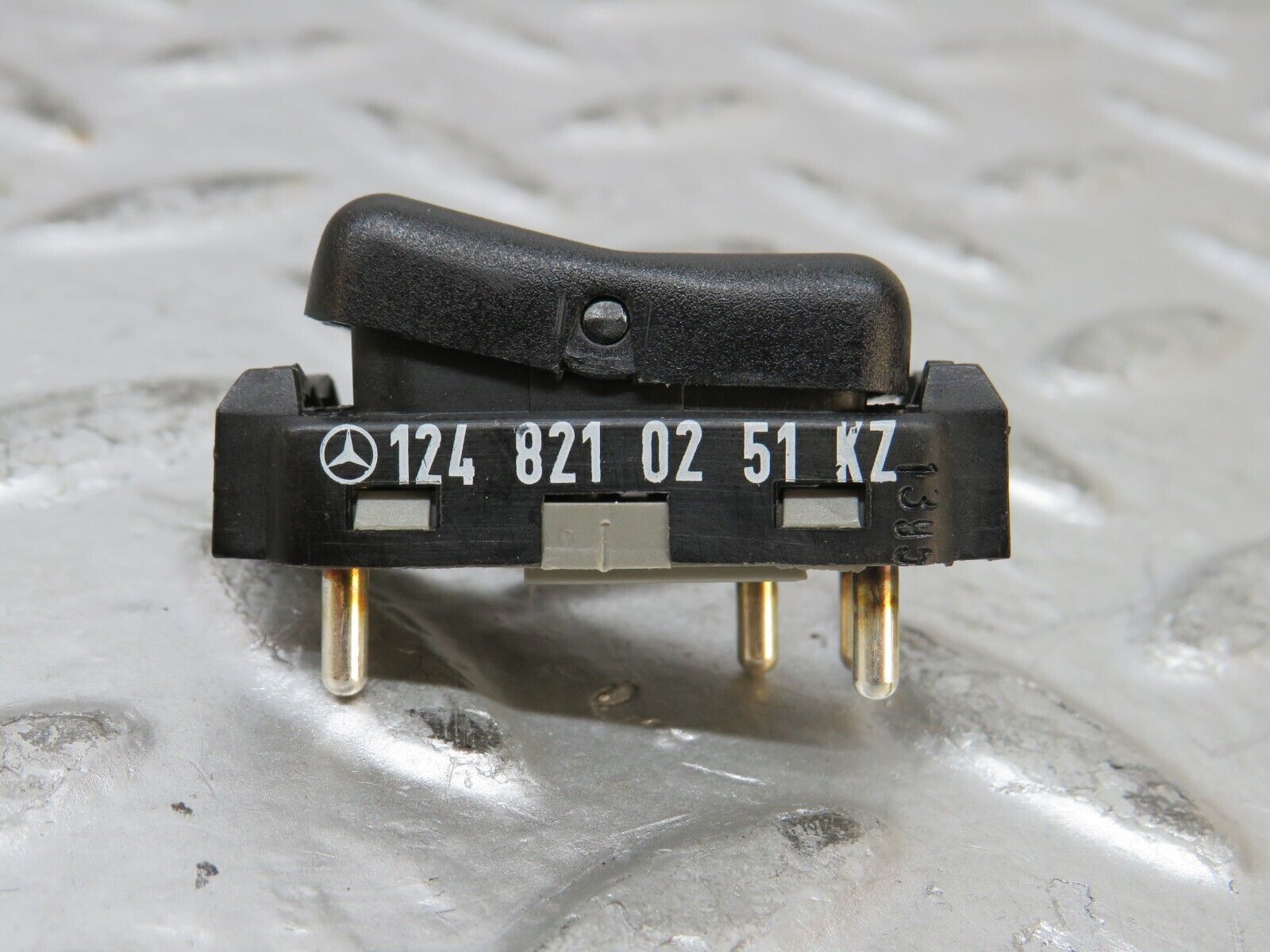 27555 Mercedes-Benz S124 300TE Wagon Interior Light Switch 1248210251