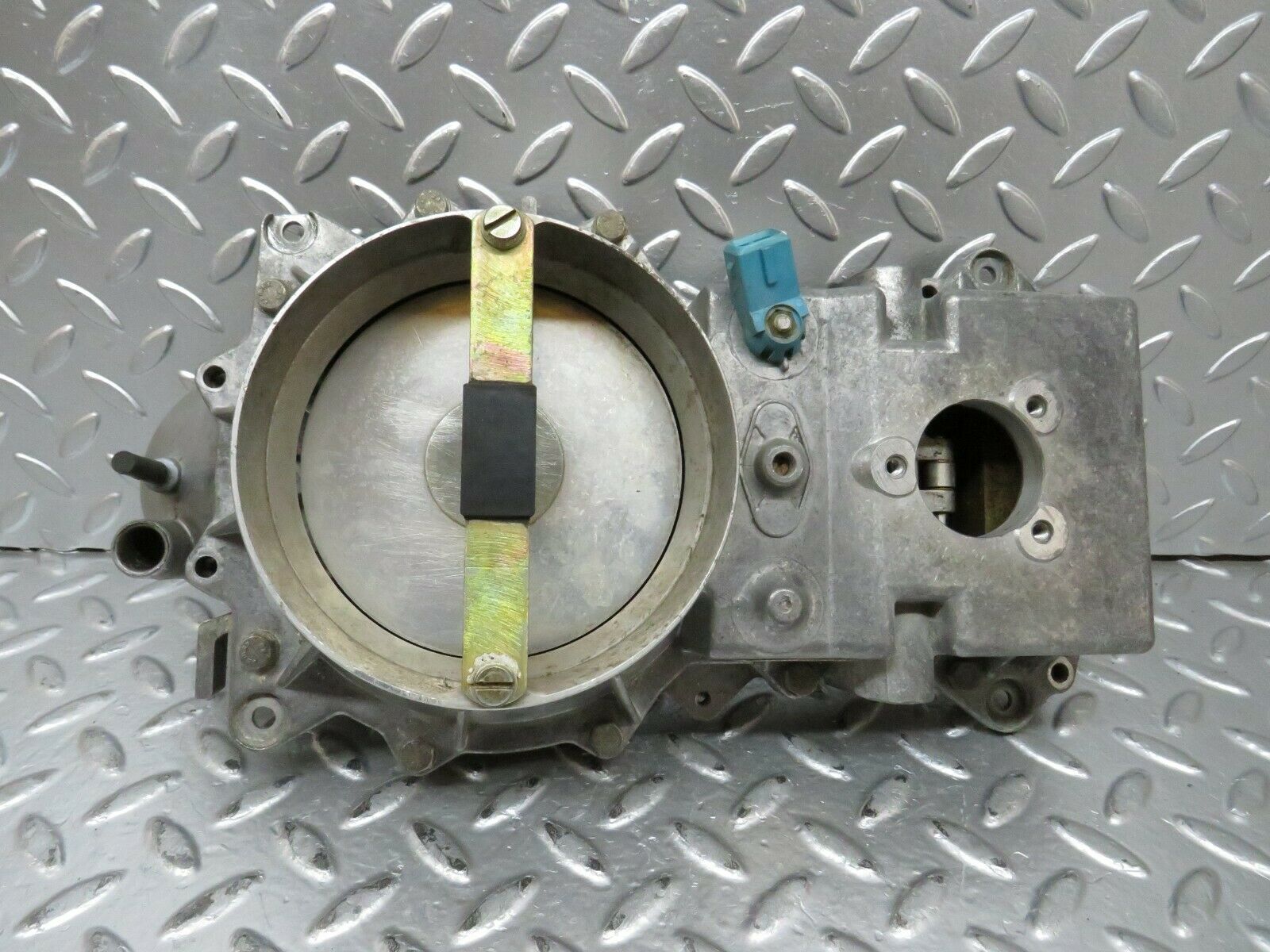 23742 Mercedes-Benz C107 450SLC Coupe Air Flow Meter Sensor Bosch 1171410690