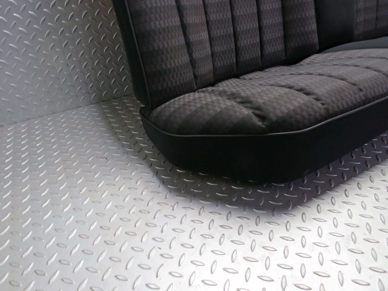 31552 Mercedes-Benz W201 190LE 1.8L Rear Seat Black 2019204130