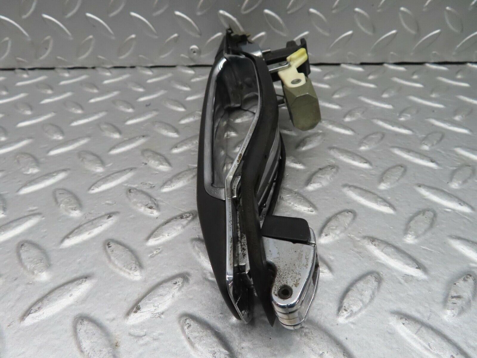 15007 Mercedes-Benz W140 S320 Rear Right Exterior Door Handle