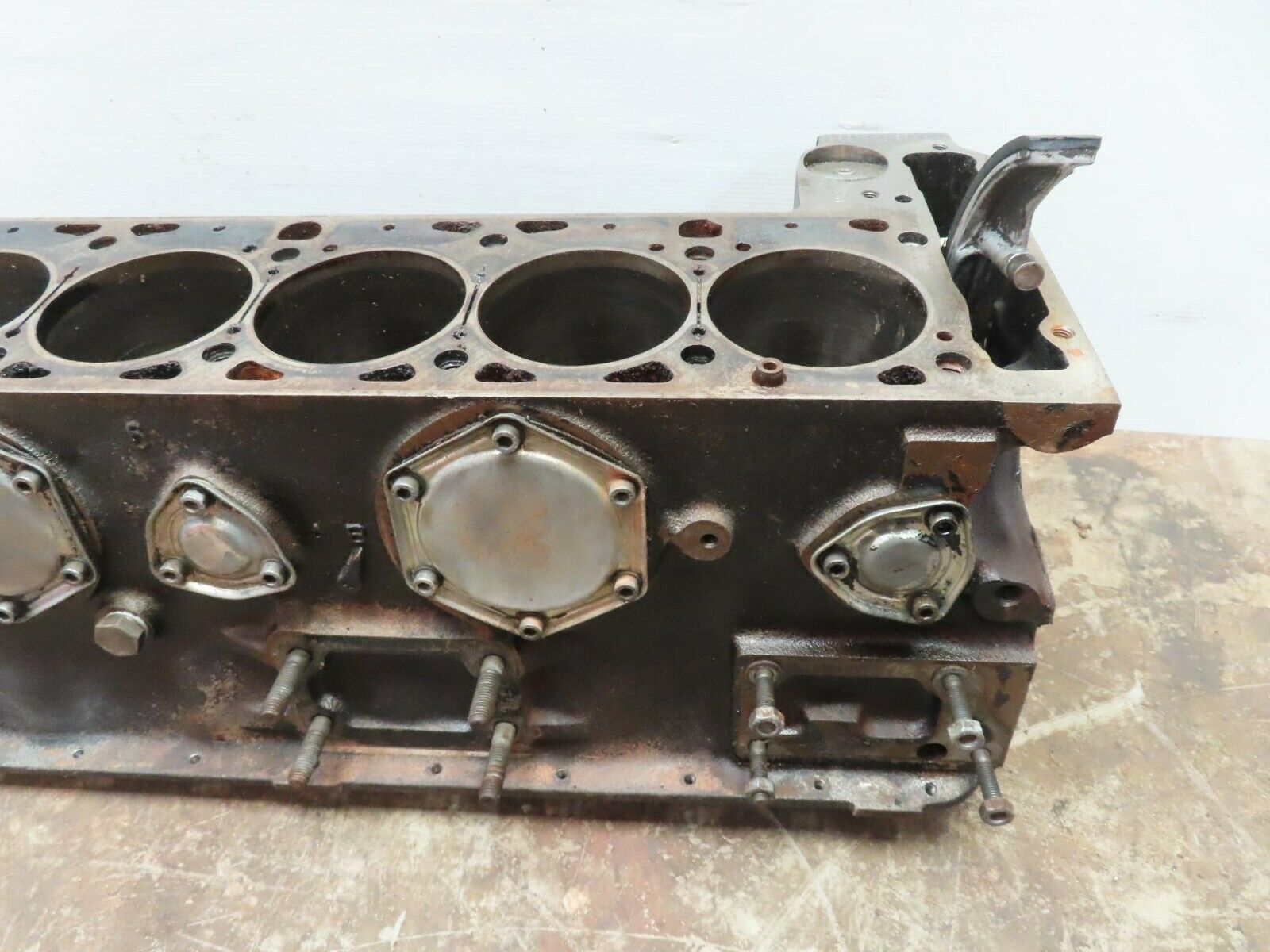 10190 Mercedes-Benz C123 280CE Coupe Engine Block 1100111101 M110.988