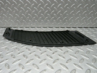 W123 Wagon air intake grill left side used OEM