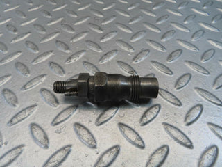 10984 Mercedes-Benz W115 220D Fuel Injector Bosch KCA30sd27/4