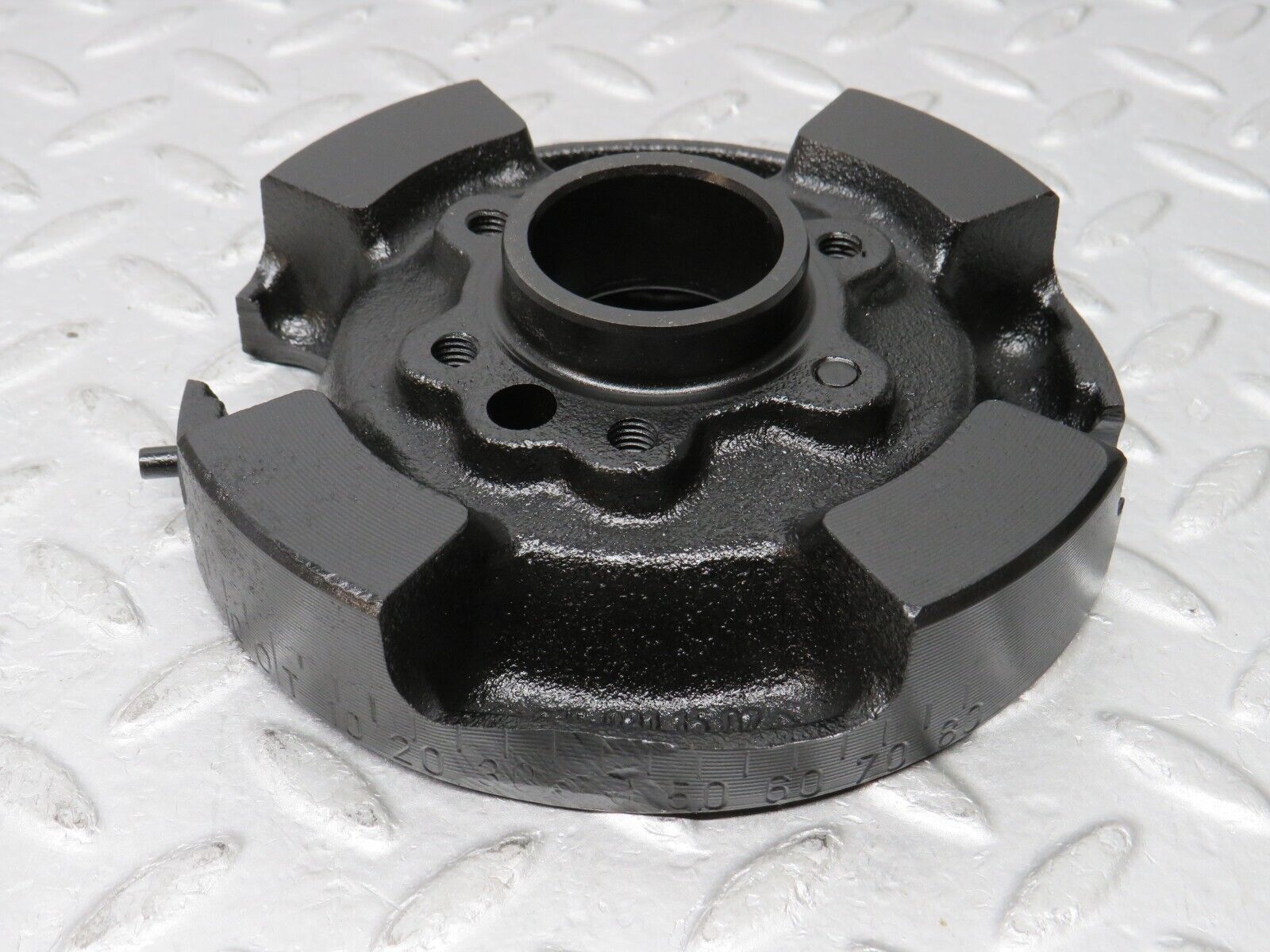 35899 Mercedes-Benz 240D OM616.912 Crankshaft Vibration  6150311507