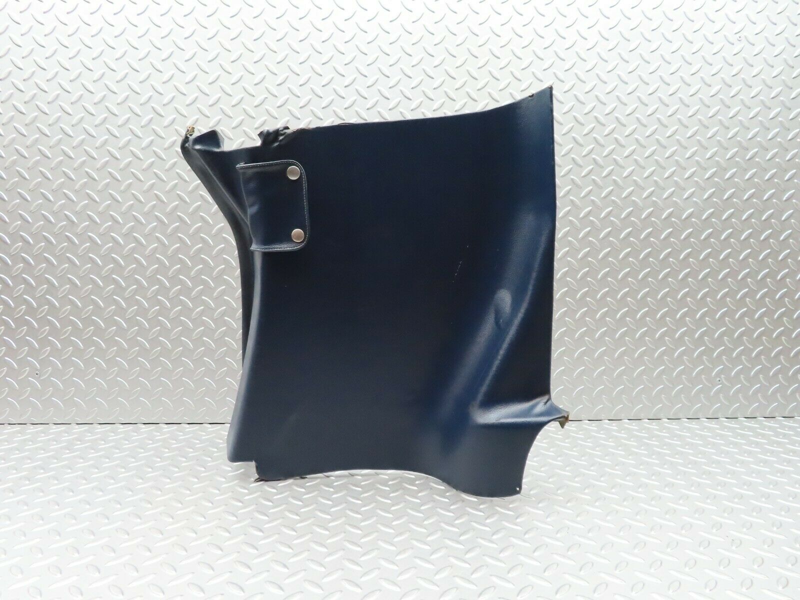 5090 Mercedes-Benz R107 350SL Coupe Rear Right Interior Card Panel