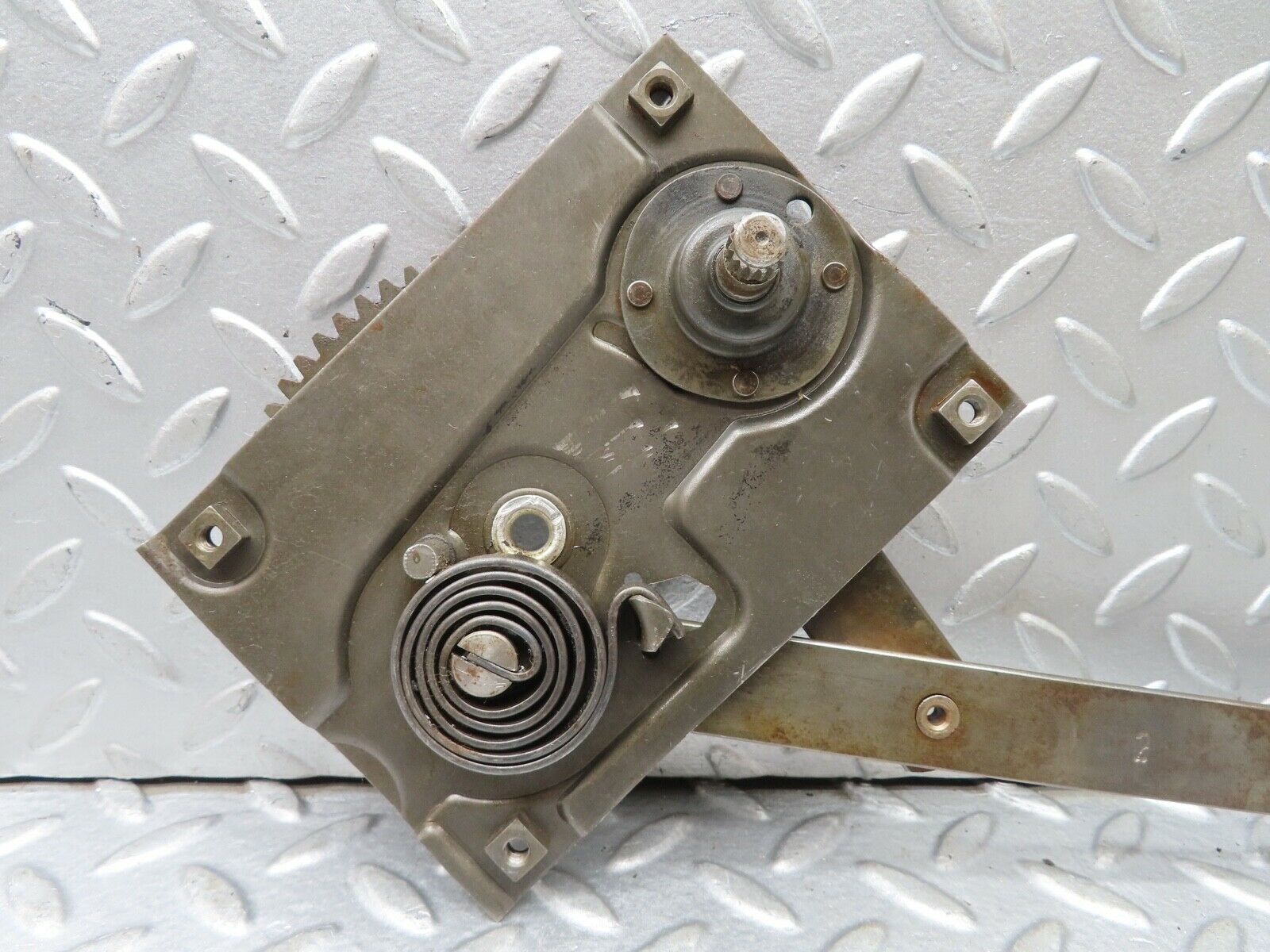 18823 Mercedes-Benz W121 190b Ponton Front Right Manual Window Regulator