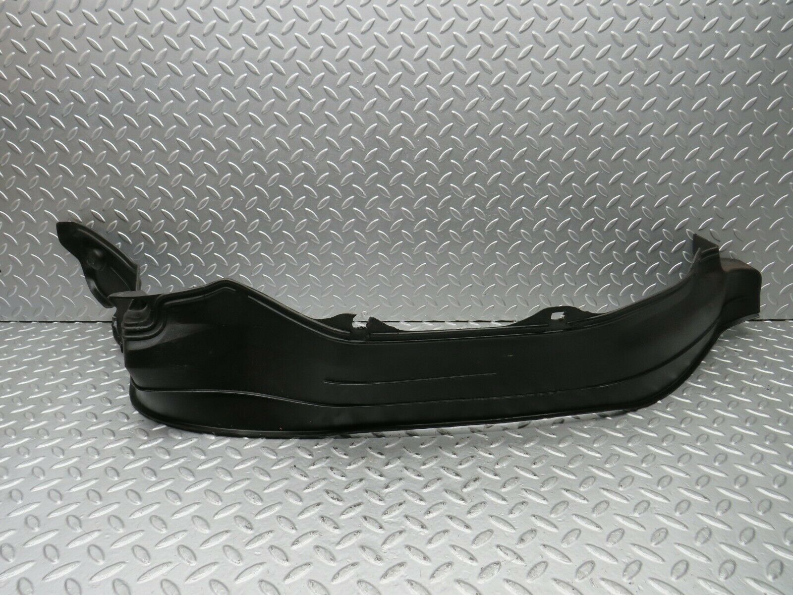 22233 Mercedes-Benz S123 280TE Front Right Fender Wing Splash Guard 1238840635