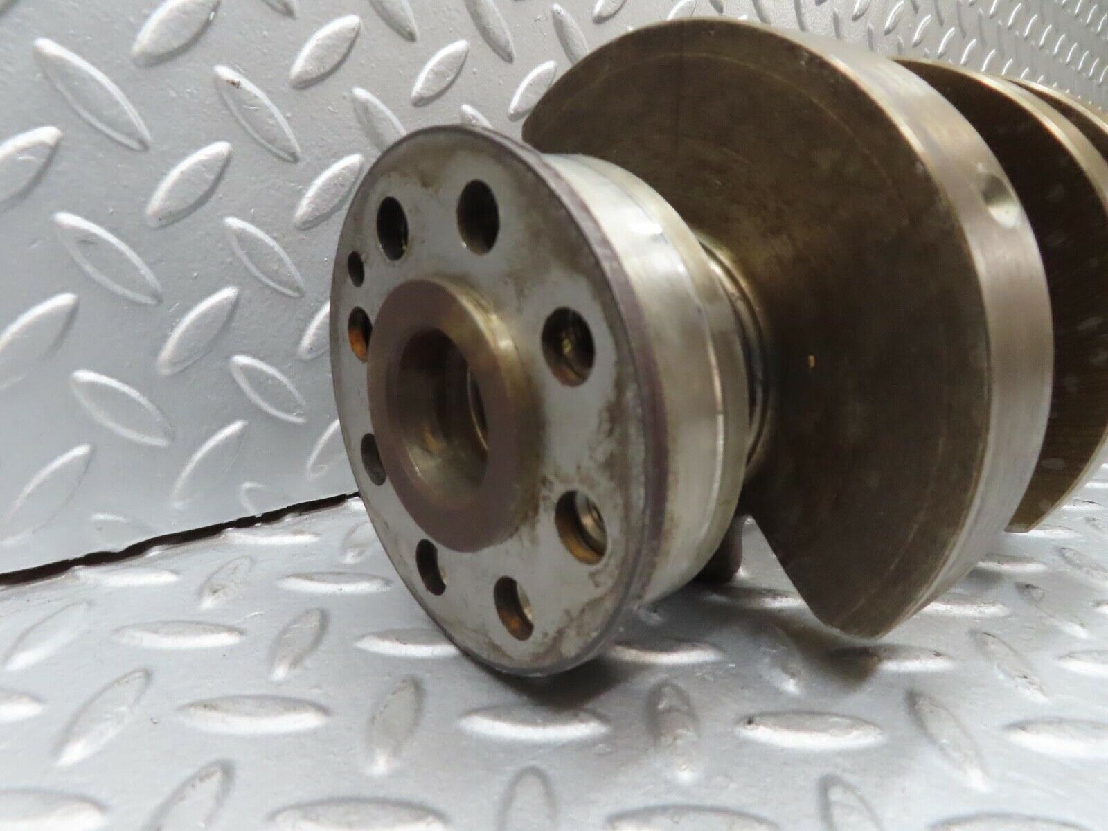 16531 Mercedes-Benz C107 350SLC Coupe Crankshaft