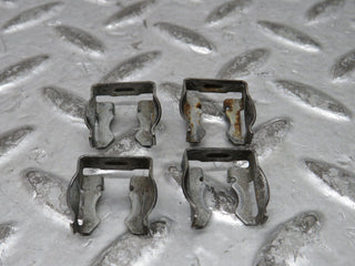 29172 Mercedes-Benz C124 320CE Coupe Fuel Injector Bracket Holder Set