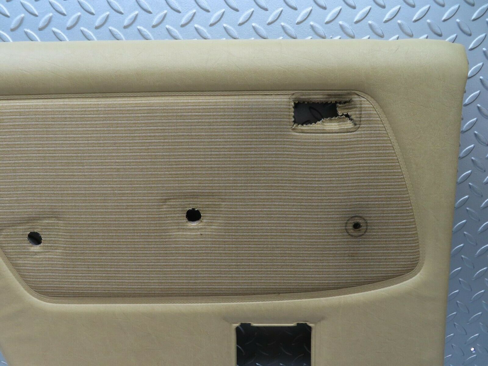 15470 Mercedes-Benz W123 230E Rear Left Door Card Cream