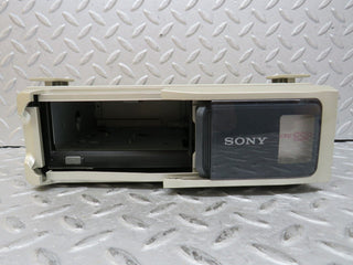 36502 Mercedes-Benz W201 190E 2.0L Disc Changer SONY CDX-727