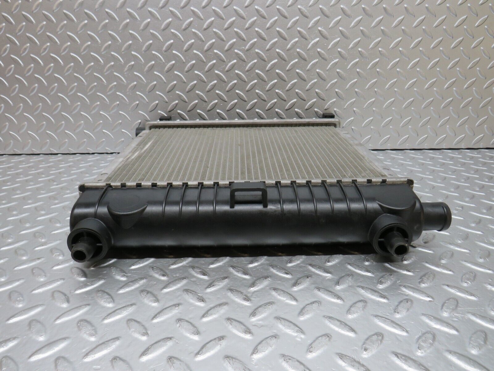 30894 Mercedes-Benz W201 190E 2.0L Engine Coolant Radiator RA 0170130