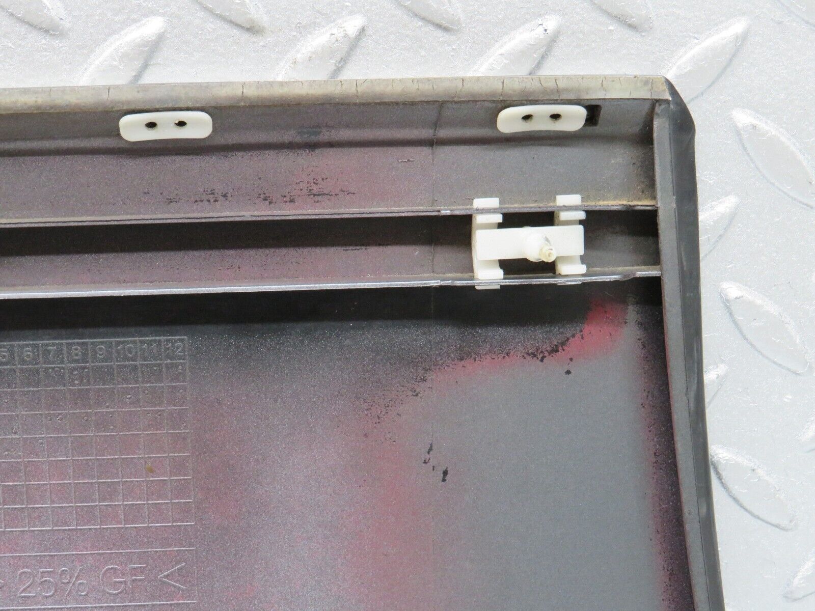 37831 Mercedes-Benz A124 320E Cabriolet Front Right Fender Wing Moulding Trim 1246903640