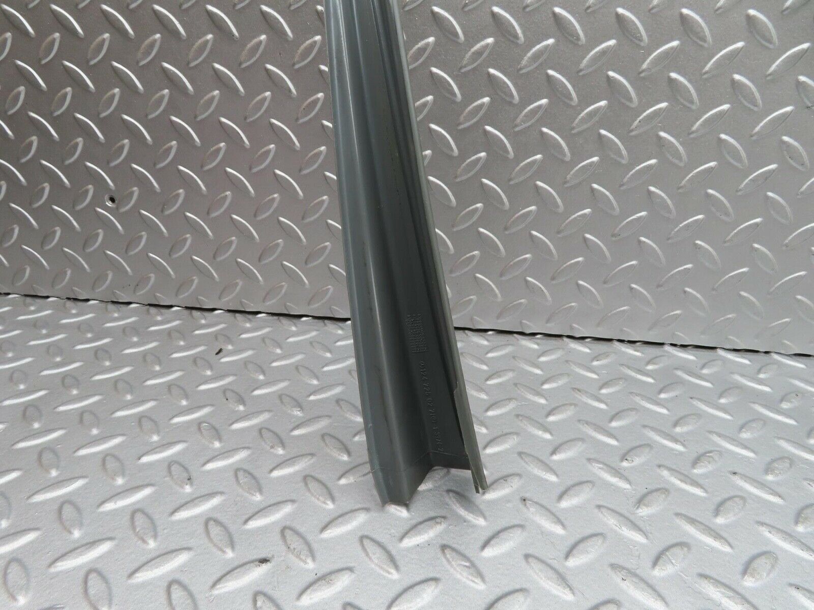 16374 Mercedes-Benz W124 260E Front Right Door Window Frame Trim Cover
