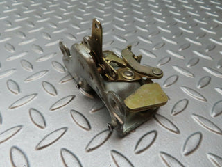 4767 Mercedes-Benz W114 280CE Coupe Right Door Lock Mechanism