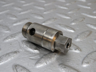 0405 Mercedes-Benz W120 180D Ponton Oil Pressure Valve