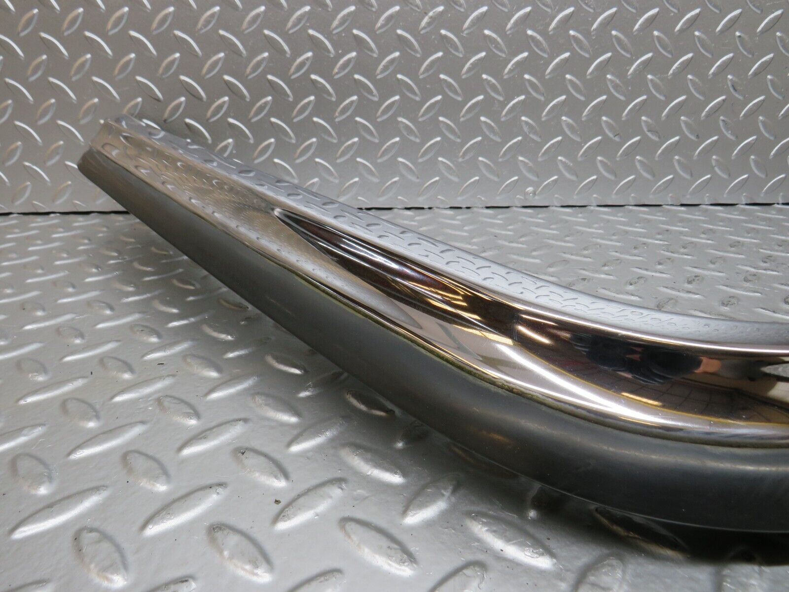 26347 Mercedes-Benz W116 450SE Rear Right Upper Bumper Chrome